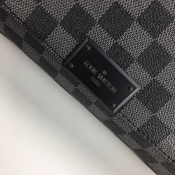 ルイヴィトンバッグ角部分ディテール